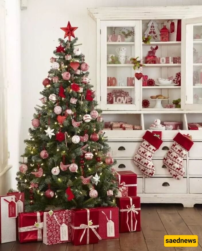 حتى شجره عید المیلاد تبین أنها إیرانیه! الکشف عن شجره عید میلاد فارسیه قدیمه فی متحف + صور