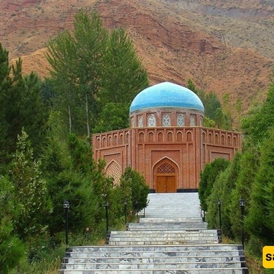 قبضهٌ من ترابِ الرودکی.. حنینٌ إلى مهندس القصیده الفارسیه الأولى