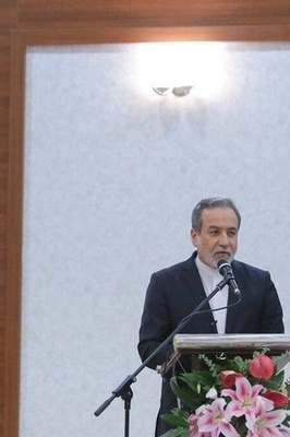 عراقجی: التهدیدات الأوروبیه لن تحقق أی أهداف