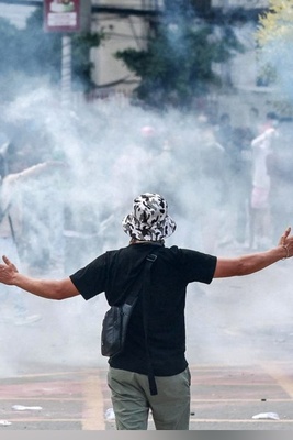 العنف یشتعل فی نیبال: الشرطه تقتل 19 متظاهرًا بسبب قیود الإنترنت