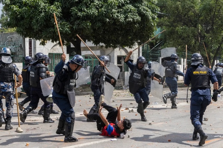 نیبال