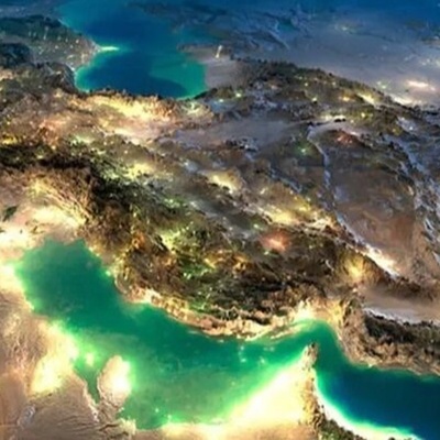 فقط 20 من أصل 800 ناقله نفط عالقه عبرت مضیق هرمز