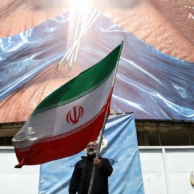 شبکه سی إن إن تقرّ بأن ترامب قد یخسر الحرب الاقتصادیه: أنتم لا تعرفون الإیرانیین بعدُ