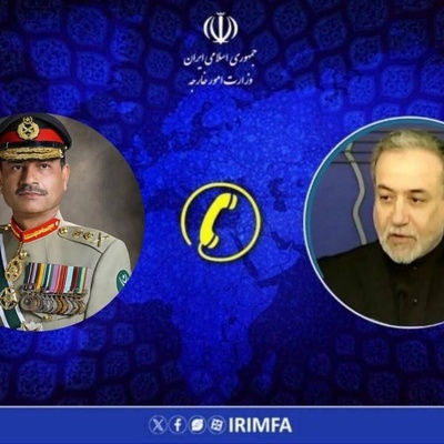 وزیر الخارجیه الإیرانی عباس عراقجی ورئیس أرکان الجیش الباکستانی یبحثان التطورات الإقلیمیه هاتفیاً