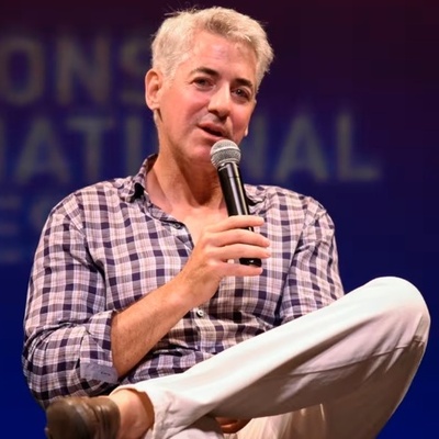 تضاعف ثروه بیل آکمان إلى 9.2 ملیار دولار فی 2025: الرهانات الجریئه وراء الإنجاز