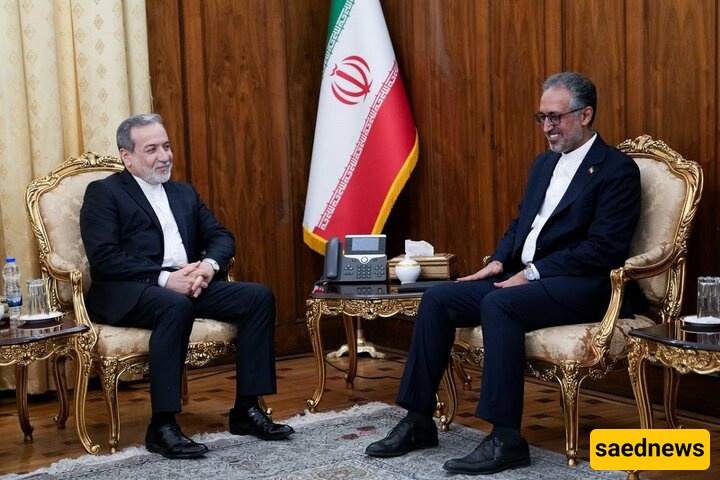 عراقجی یلتقی السفراء الایرانیین الجدد لدى بولندا وزیمبابوی