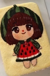 شیف حلویات ماهر یصنع کعکه فتاه مذهله مستوحاه من لیله یلدا تبدو وکأنها من دیزنی — الأطفال سیعشقونها [فیدیو]