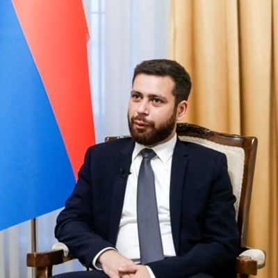 أرمینیا تؤکد لإیران على الحدود التاریخیه والتعاون الاستراتیجی والاستقرار الإقلیمی