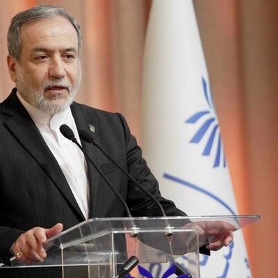 عراقجی: إیران تؤکد استمرار التواصل الوثیق مع الوسطاء لدفع المسار الدبلوماسی