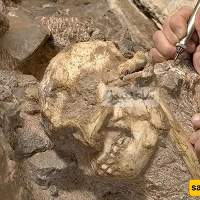 ظهور قریب بشری عمره 3 ملایین سنه من بین الصخور