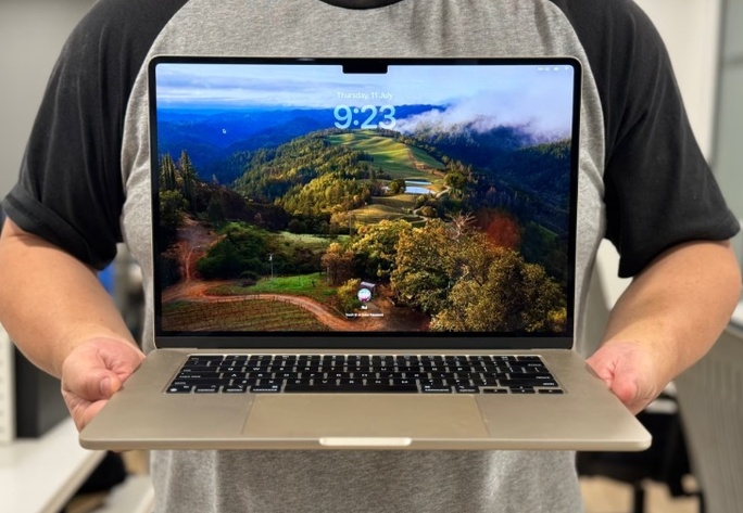 MacBook Air (M3)