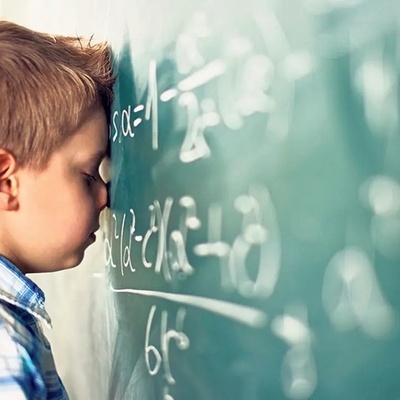 تحذیر: 6 علامات مقلقه لدى الأطفال قد تشیر إلى وجود مشکله صحیه نفسیه