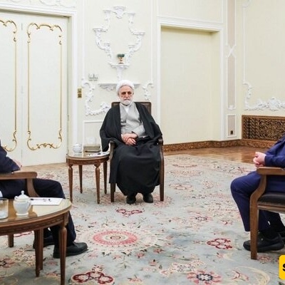 کبار المسؤولین الإیرانیین یجتمعون لمناقشه تراجع قیمه الریال