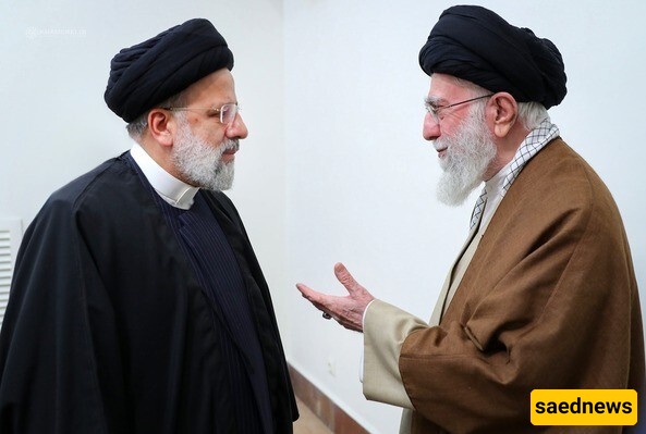 صوره نادره: وقفه احترام کامله من الرئیس الإیرانی الراحل السید إبراهیم رئیسی لنجل القائد الأعلى السید مجتبى خامنئی + صوره