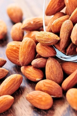 المکسرات التی تعمل مثل أدویه التخسیس