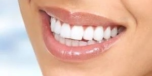 الفیتامینات والمعادن الأساسیه لصحه الفم والأسنان