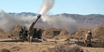 الحرس الثوری الإیرانی یجری مناوره هجینه فی جنوب إیران