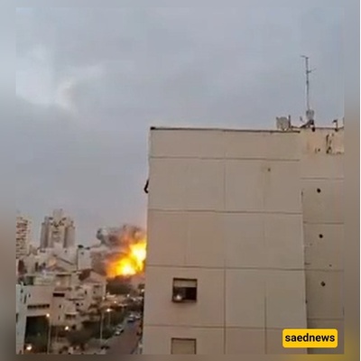 الصواریخ الإیرانیه تحلق فوق رؤوس الصهاینه بلا دفاعات ولا صفارات إنذار / انظروا إلى سرعه الصواریخ! + فیدیو