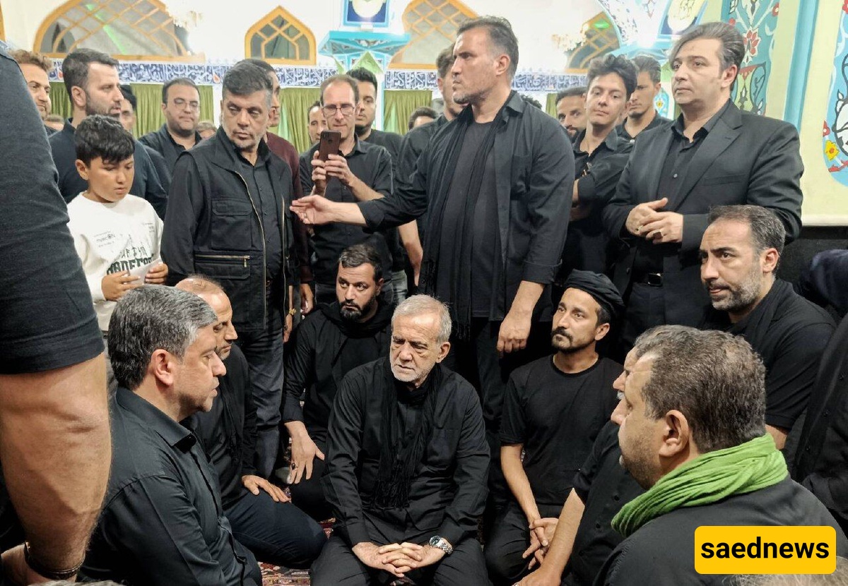 مسعود بزشکیان ظهر عاشورا فی تبریز ولیل الغریبات فی أردبیل؛ حضور متواضع للرئیس فی مسجد «أوچ توکان» بأردبیل بدون مراسم رسمیه + فیدیو