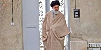 شجاعه مُلهمه وتصرف ذکی لزوجه قائد الثوره خلال الاقتحام اللیلی لمنزل القیاده