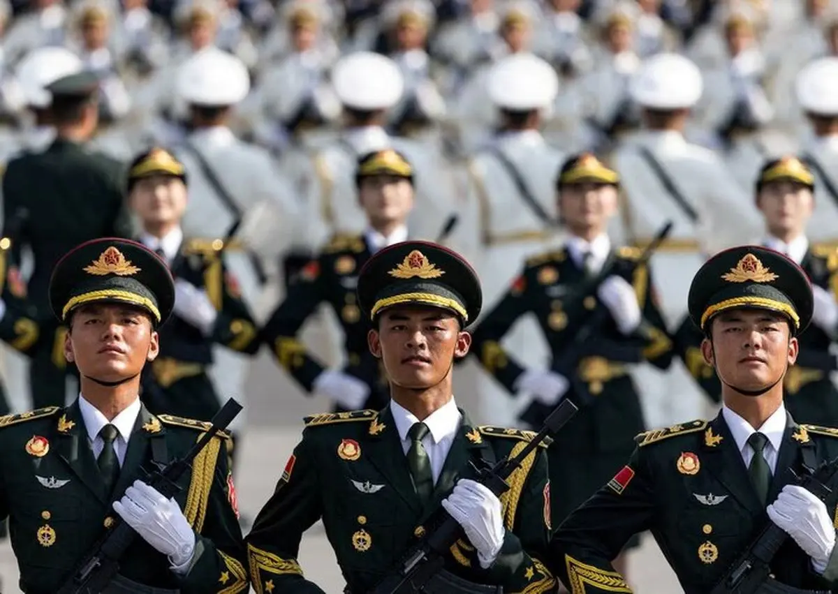 بوتین وبزشکیان وکیم جونغ أون یشارکون فی عرض یوم النصر الصینی بجانب شی جینبینغ
