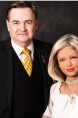 "حب غریب وزواج أغرب لرجل أسترالی! / ‘عشقت بشرته الشاحبه وعینیه الزرقاوین’ + صور"