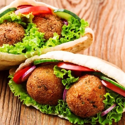 فلافل سوریه منزلیه مع صلصه خاصه: وصفه بسیطه وسریعه ولذیذه
