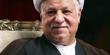 دیکور منزل بسیط وطاوله هفت سین لزوجه حسن هاشمی رفسنجانی فی طهران + صور/ سجاد میکانیکی وکراسی خشبیه