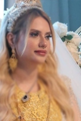 زفاف فاخر لابنه تاجر ملیاردیر فی ترکیا: الضیوف یغطون العروس بالذهب 😍