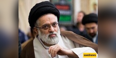تفاصیل منزل الإیجار لابن القائد الأعلى: سجادتان آلیتان، بعض الوسائد العادیه، وبدون أثاث