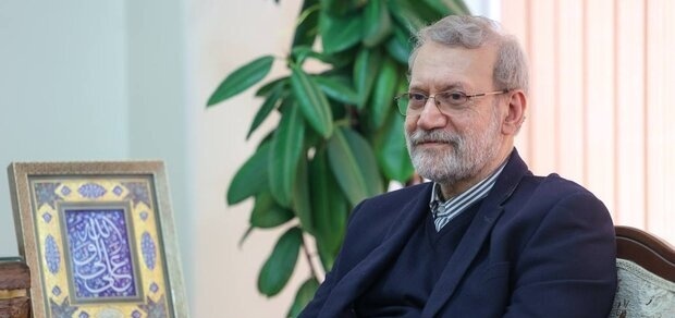 لاریجانی: نقف إلى جانب أشقائنا فی المنطقه، لکننا لا نصدر لهم أوامر