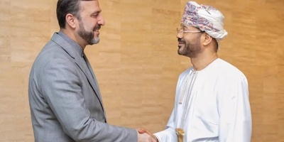نائب وزیر الخارجیه الإیرانی ینقل رساله عراقجی إلى نظیره العُمانی
