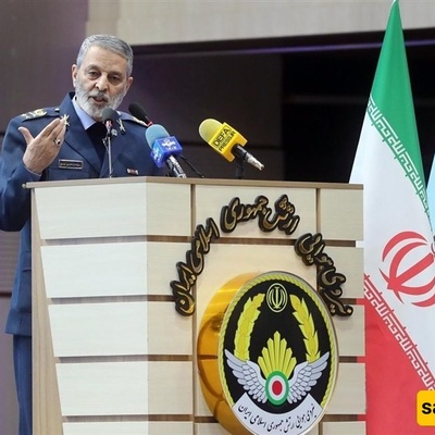 جنرال إیرانی بارز یحذر من أن حربًا إقلیمیه سیکون لها عواقب وخیمه