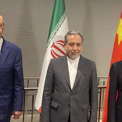 رساله مشترکه لوزراء خارجیه إیران والصین وروسیا ترفض تفعیل آلیه الزناد