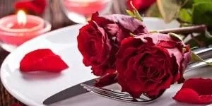 تزیین أنیق لطاوله الطعام + صور