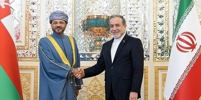 وزیر الخارجیه الایرانی یستقبل نظیره العمانی ویجری محادثات معه