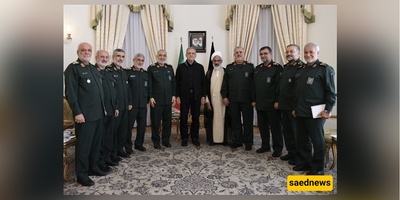 على المسؤولین أن یصمتوا فی الاجتماعات ویکتبوا کلامهم على الورق لتسلیمه للطرف الآخر؛ فلا یجوز لقادتنا القول إننا نرید أن نستشهد، فماذا سیعود علینا من الاستشهاد؟
