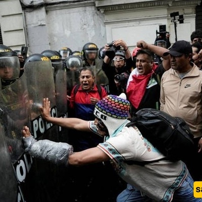 بیرو تنفجر: اشتباکات عنیفه بین المحتجین المناهضین للحکومه والشرطه