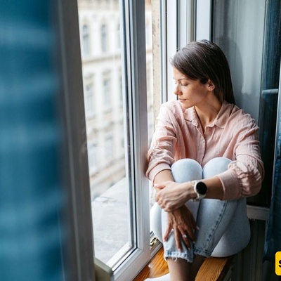 کیف تتخلص من الأفکار السلبیه وتُبقی ذهنک إیجابیًا