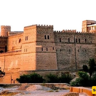 جوله فی قصر أپادانا الرائع، مقر شتاء ملوک الأخمینیین – أُعجب بالإبداع البدیع لمهندسی إیران القدماء 😍