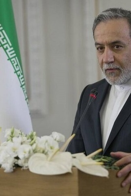 عراقجی یشنّ هجومًا على الأمم المتحده لتجاهلها عدد الضحایا فی حرب إیران