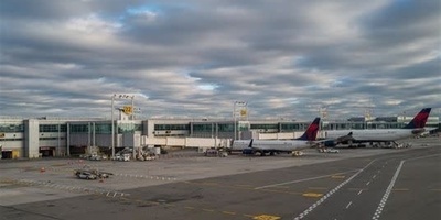 شرکات الطیران الأمریکیه تلغی 1,200 رحله جواً بسبب إغلاق الحکومه