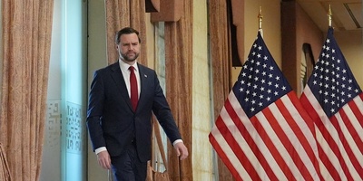 عاجل: جی دی فانس والوفد التفاوضی الأمریکی یغادران باکستان / الغاردیان تنقل نتائج الجوله الأخیره من المحادثات الإیرانیه–الأمریکیه