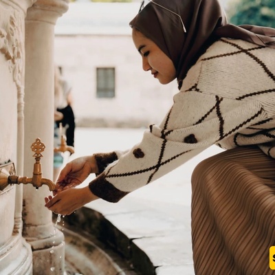 هل الأکل أو الشرب ینقض الوضوء؟