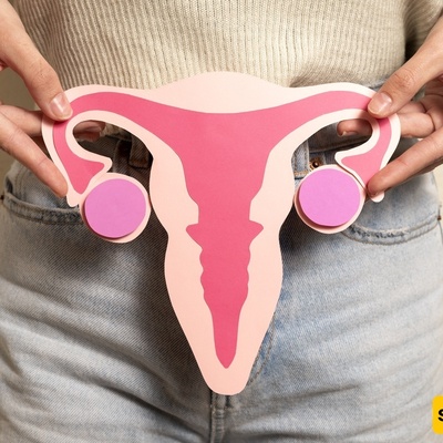 النساء فوق سن الخمسین: علامات وعلاجات سرطان الرحم