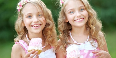 هل التوائم أصدقاء دائمًا؟ الحقیقه وراء أشهر المعتقدات