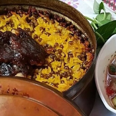 الأرز بالماش ولحم الرقبه: طبق إیرانی تقلیدی ومغذٍ وصحی