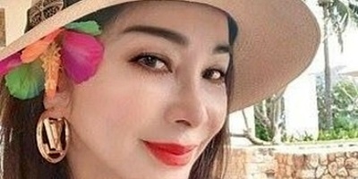 کیف تبدو امرأه فی الستین من عمرها وکأنها فی الثلاثین