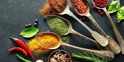 کیفیه تحضیر خلیط التوابل المثالی للأسماک والجمبری: نکهه لا تقاوم لأطباق المأکولات البحریه