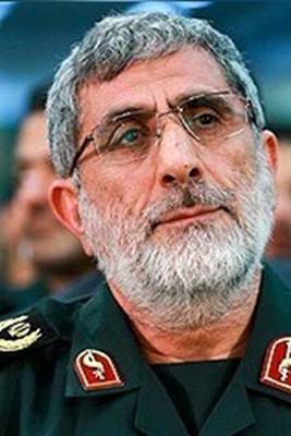 ما هی الشهاده الجامعیه التی یحملها القائد قاآنی؟ ومن هو والد زوجته؟ / قائد بارز یتقن 3 لغات ویحمل شهاده طیران لمقاتلات حربیه من روسیا